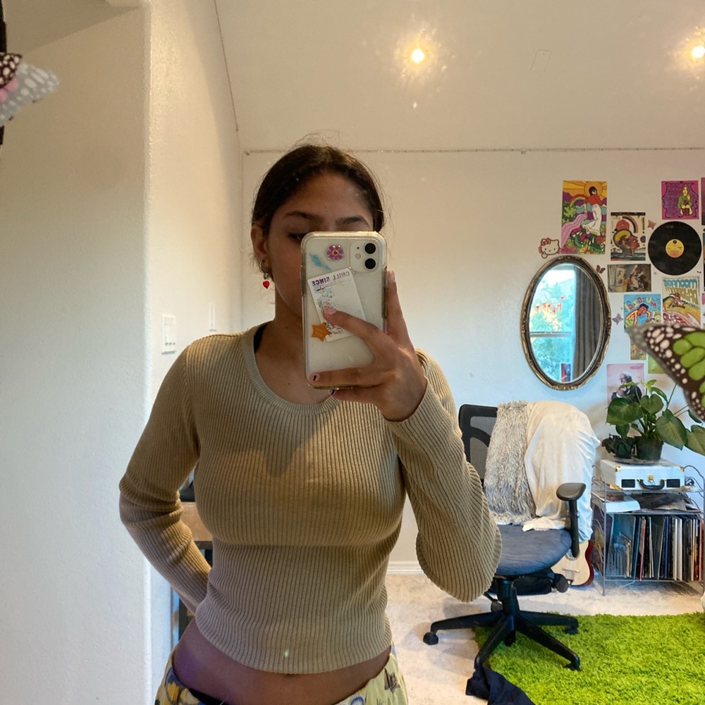 beige knit sweater